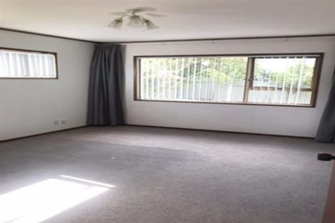 Photo of property in 4 Montclair Rise, Browns Bay, Auckland, 0630