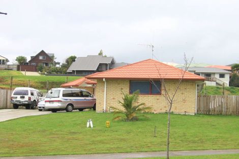 Photo of property in 25 Twickenham Place, Nawton, Hamilton, 3200