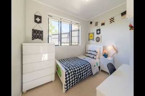 Photo of property in 3 Amberly Rise, Helensville, 0800