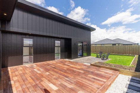 Photo of property in 3 Higgins Street, Woodend, 7610