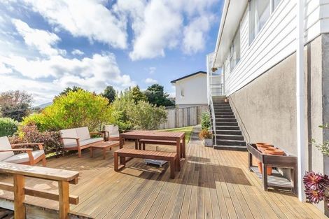 Photo of property in 11 Nuffield Street, Tawa, Wellington, 5028