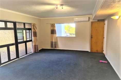 Photo of property in 1 Malters Place, Browns Bay, Auckland, 0630