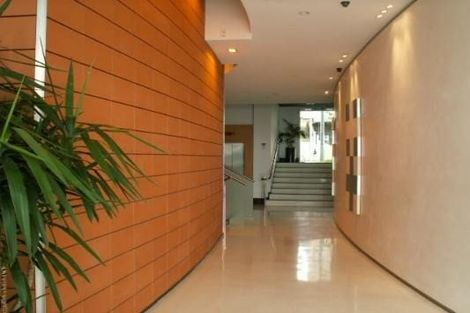 Photo of property in Scene One Apartments, 404/2 Beach Road, Auckland Central, Auckland, 1010