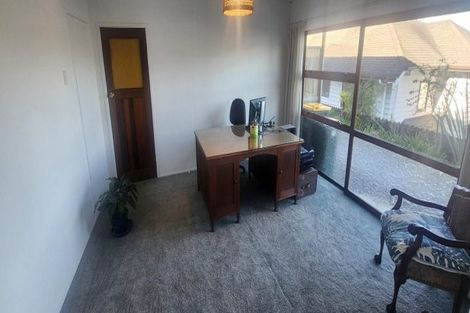 Photo of property in 1/46 Lyons Avenue, Murrays Bay, Auckland, 0630