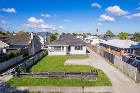 Photo of property in 8 Martin Road, Manurewa, Auckland, 2102