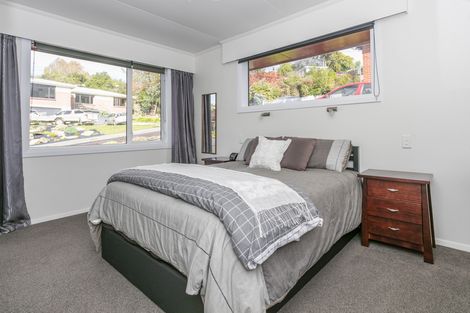 Photo of property in 9 Colquhoun Street, Glenross, Dunedin, 9011