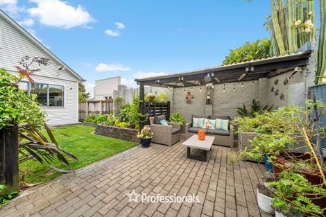 Photo of property in 21 William Street, Petone, Lower Hutt, 5012