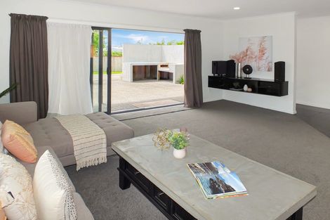 Photo of property in 6a Futter Street, Foxton, 4814