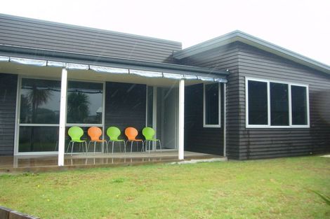Photo of property in 40 Spinifex Street, Papamoa Beach, Papamoa, 3118