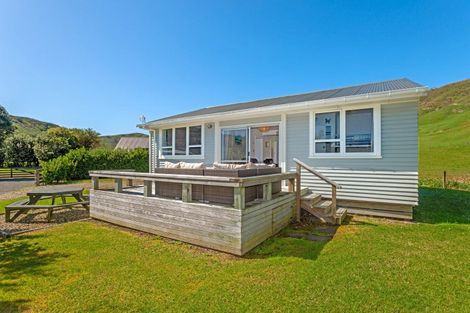 Photo of property in 15b Ratau Street, Mahia, 4198