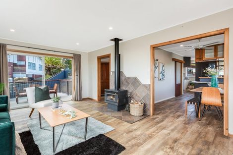 Photo of property in 2 Ash Grove, Ranui, Porirua, 5024