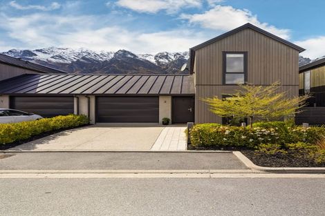 Photo of property in 3 Mulholland Drive, Jacks Point, 9371