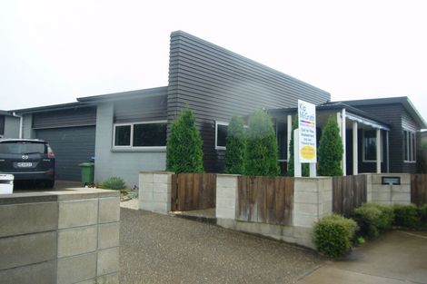 Photo of property in 40 Spinifex Street, Papamoa Beach, Papamoa, 3118