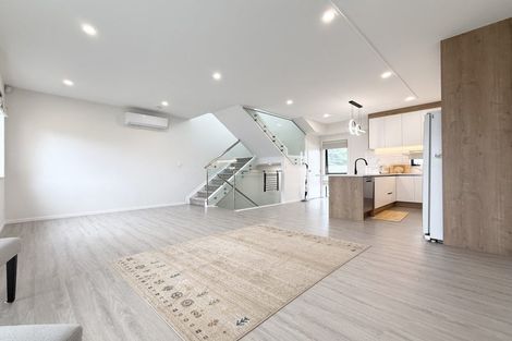 Photo of property in 30b Tudor Road, Henderson, Auckland, 0610