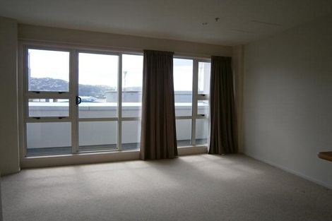 Photo of property in Stadium Garden Flats, 314/107 Thorndon Quay, Pipitea, Wellington, 6011