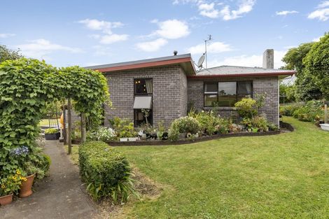 Photo of property in 20 Whakapaki Street, Urenui, 4375