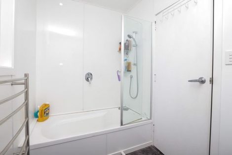 Photo of property in 16 Lovelock Place, Chartwell, Hamilton, 3210