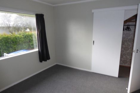 Photo of property in 3/14 Craigbank Avenue, New Lynn, Auckland, 0600