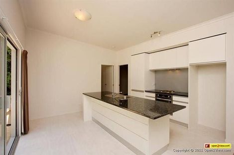 Photo of property in 12a Winstone Place, Highlands Park, New Plymouth, 4312