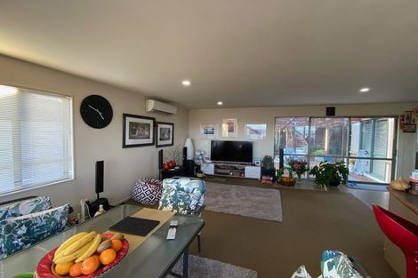 Photo of property in 233 Alec Craig Way, Gulf Harbour, Whangaparaoa, 0930