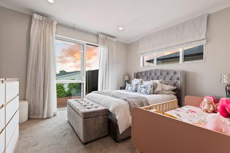 Photo of property in 8 Gemscott Crescent, Huapai, Kumeu, 0810