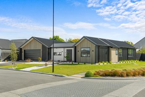 Photo of property in 2 Ferbane Way, Halswell, Christchurch, 8025