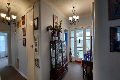 Photo of property in 11 Miranda Street, Stratford, 4332