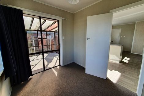 Photo of property in 1/44 Pinehurst Crescent, Russley, Christchurch, 8042