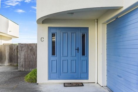 Photo of property in 24c The Esplanade, Westshore, Napier, 4110