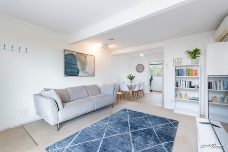 Photo of property in 26b Viewmont Drive, Harbour View, Lower Hutt, 5010