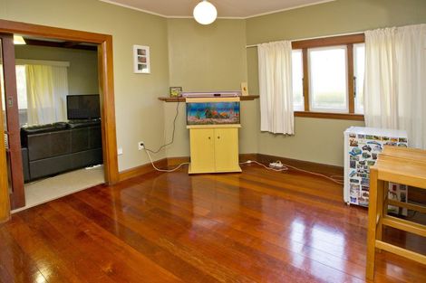 Photo of property in 475 College Street, Hokowhitu, Palmerston North, 4410