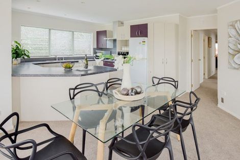 Photo of property in 1/21 Rawhiti Road, Manly, Whangaparaoa, 0930
