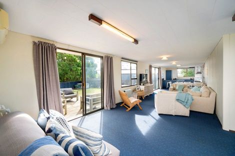 Photo of property in 8a Airini Road, Waimarama, 4294