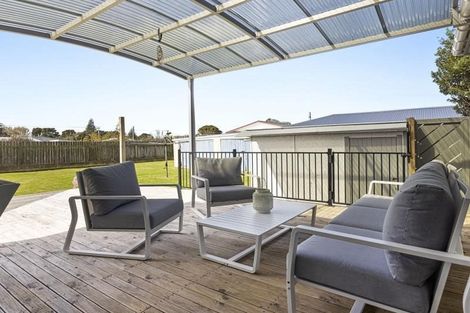 Photo of property in 11 Tasman Street, Opunake, 4616