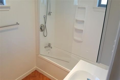 Photo of property in 92 Windsor Road, Inglewood, 4386