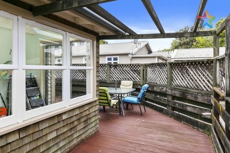Photo of property in 85 Cambridge Terrace, Waterloo, Lower Hutt, 5011
