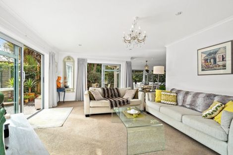 Photo of property in 6e Forest Glen, Orewa, 0931