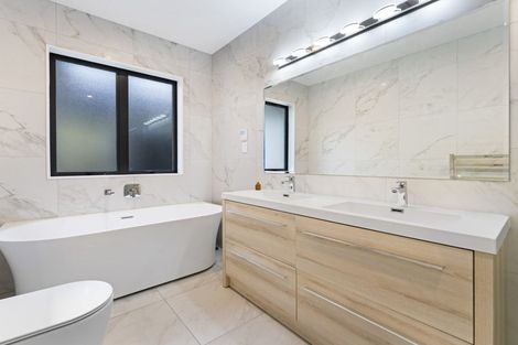 Photo of property in 43 Jeroboam Loop, Kumeu, 0810