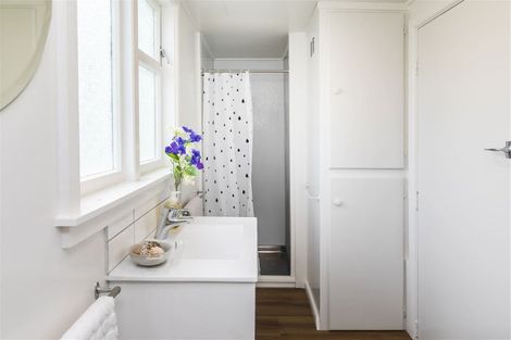 Photo of property in 42 Featherstone Avenue, Kairaki, 7630