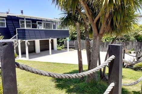 Photo of property in 241 Paku Drive, Tairua, 3508