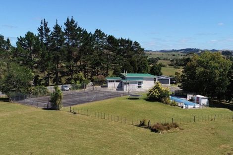 Photo of property in Ex Ararua Primary School, 1823 Ararua Road, Ararua, Matakohe, 0594