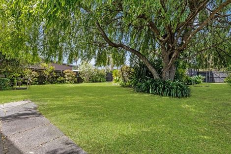 Photo of property in 11 Bays Road, Orere Point, Papakura, 2585