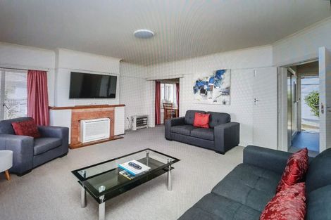 Photo of property in 1-12/48 The Bay Hill, Timaru, 7910