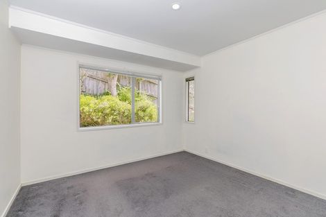 Photo of property in 1/52 Agincourt Street, Glenfield, Auckland, 0629