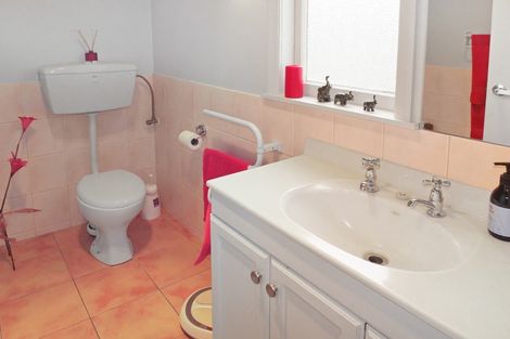 Photo of property in 125 Hickford Road, Foxton, 4893