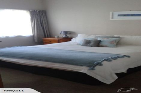 Photo of property in 2/4 Tama Street, Alicetown, Lower Hutt, 5010