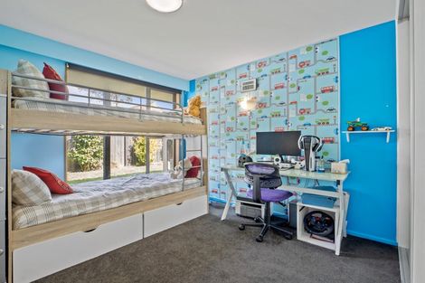 Photo of property in 2/31 Taylors Avenue, Bryndwr, Christchurch, 8052