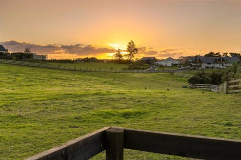 Photo of property in 20a Diamond Lane, Riverhead, 0793