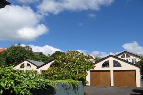 Photo of property in 2/75 Stanley Point Road, Stanley Point, Auckland, 0624