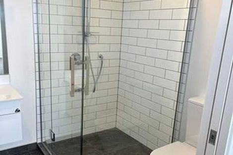 Photo of property in 115a Queen Charlotte Drive, Aotea, Porirua, 5024